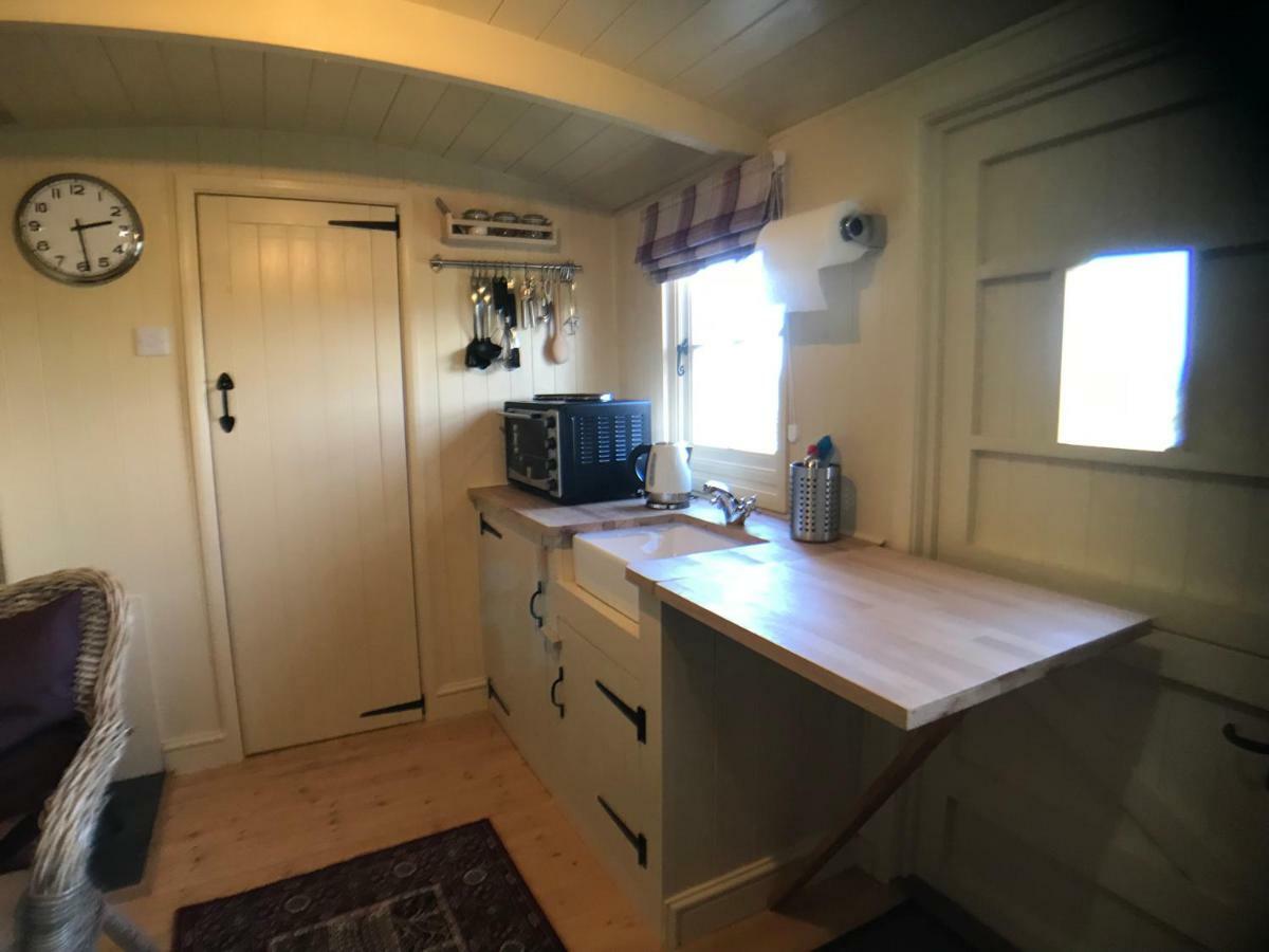 The Hawthorn Shepherds Hut Eyemouth Exterior foto